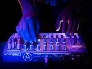 Arturia MicroBrute